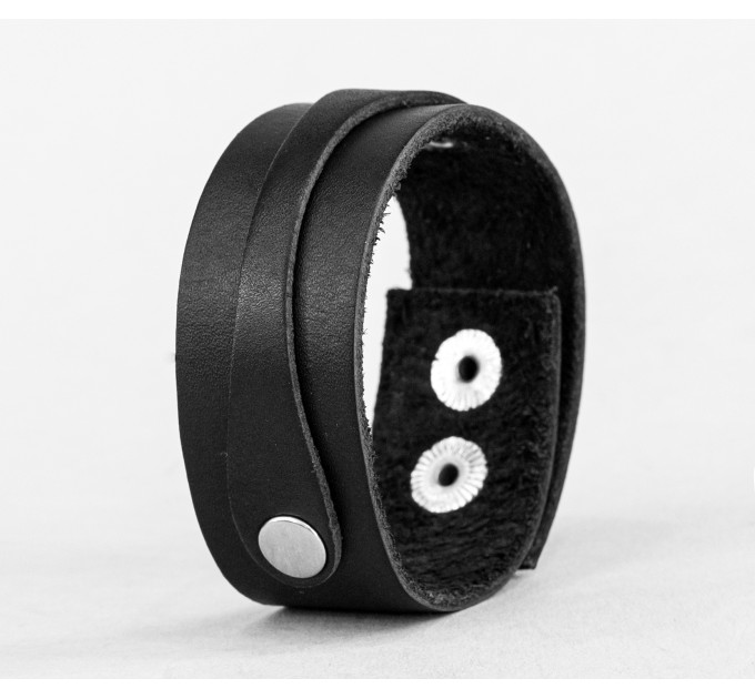 Leather bracelet for men or women, code 3540