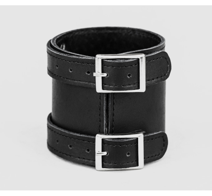 Leather cuff bracelet for men or women, code 6200st
