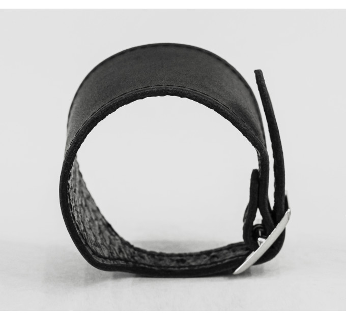 Leather cuff bracelet for men or women, code 6310st