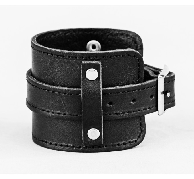 Leather cuff bracelet for men or women, code 6330st
