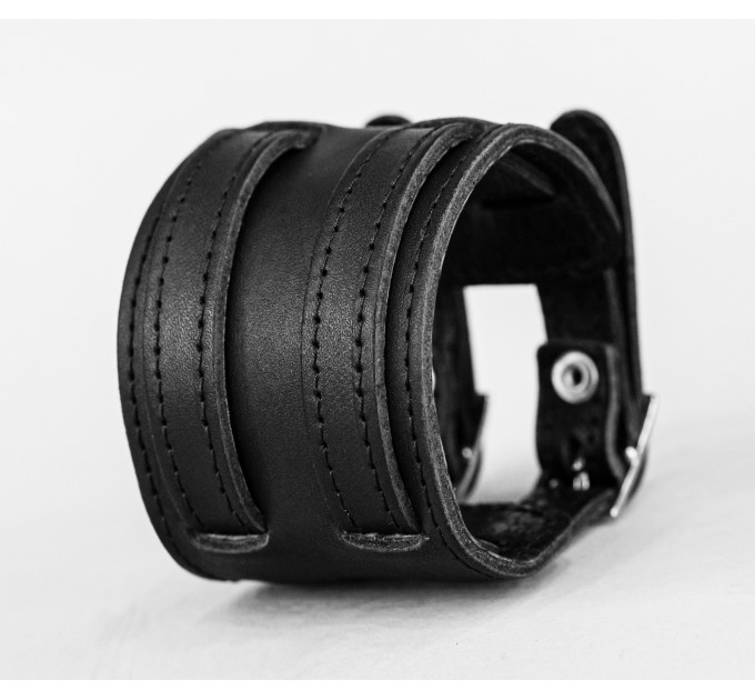 Leather cuff bracelet for men or women, code 6400st