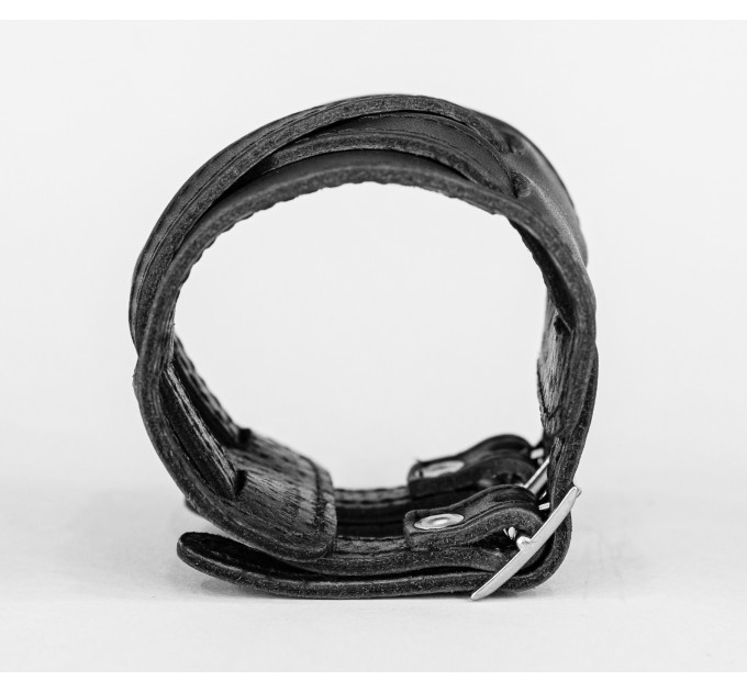 Leather cuff bracelet for men or women, code 6405st