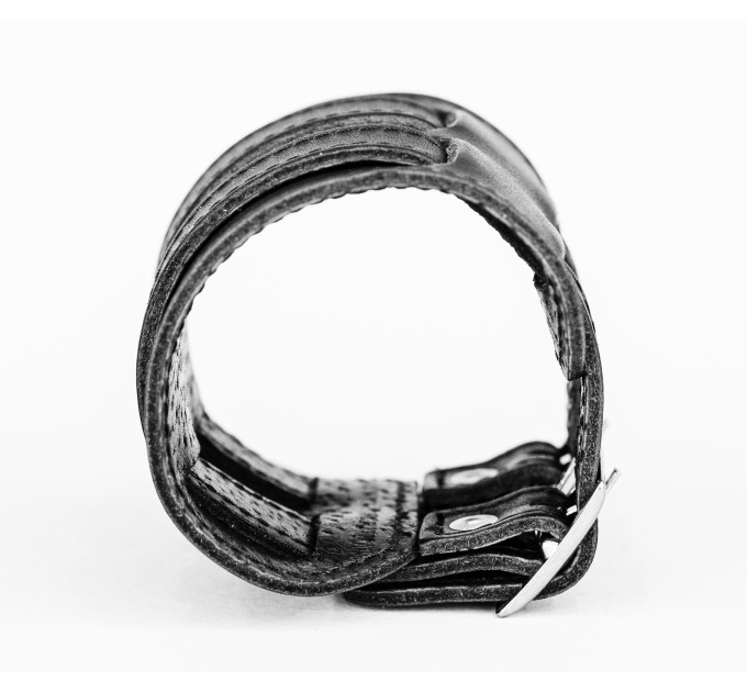 Leather cuff bracelet for men or women, code 6410st