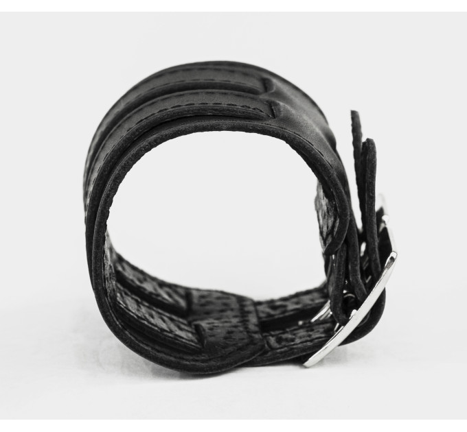 Leather cuff bracelet for men or women, code 6411st
