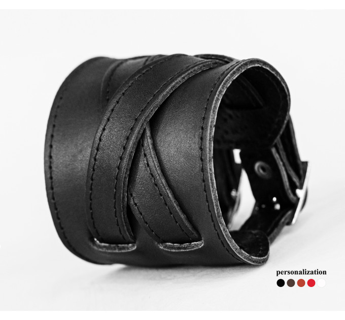 Leather cuff bracelet for men or women, code 6450st
