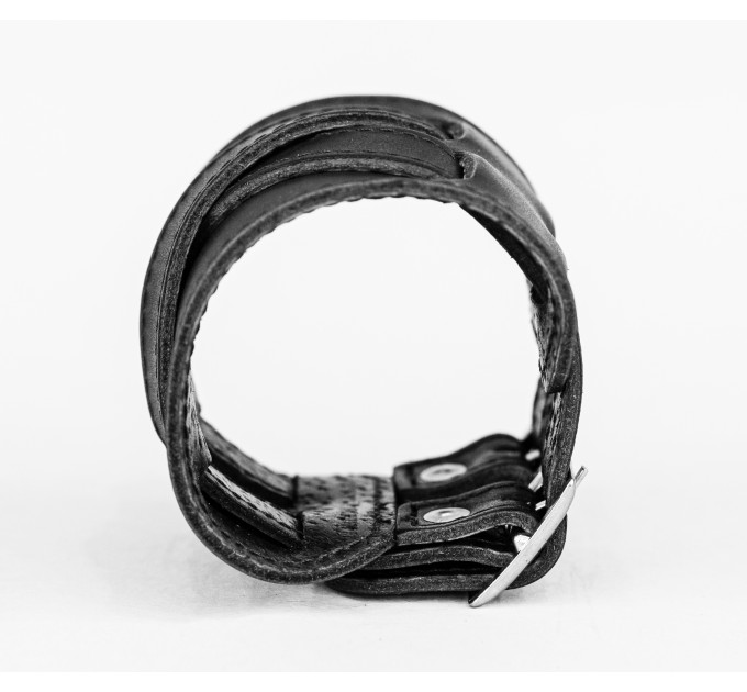 Leather cuff bracelet for men or women, code 6450st