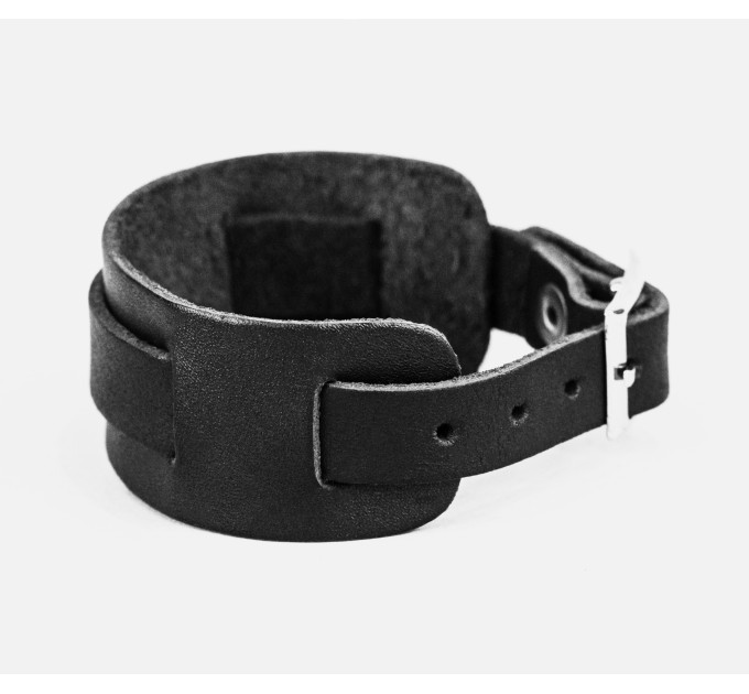Leather cuff bracelet for men or women, code 6520