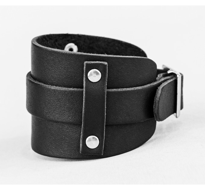 Leather cuff bracelet for men or women, code 6552