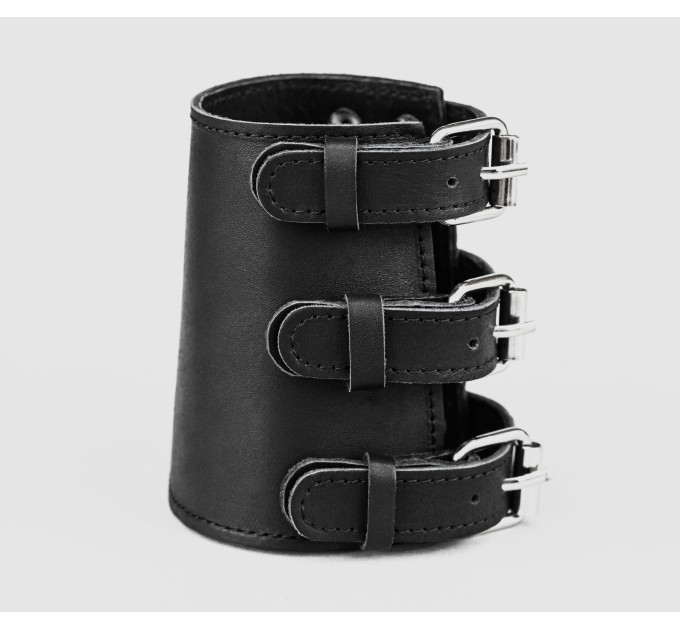 Leather cuff bracelet for men or women, code 6600st