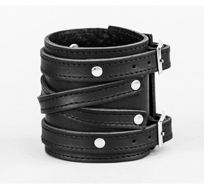 Leather cuff bracelet for men or women, code 6714st