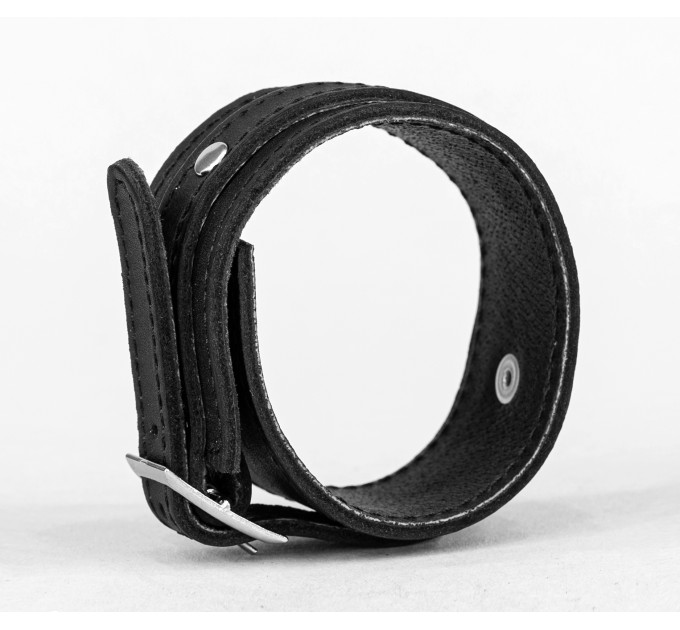 Leather cuff bracelet for men or women, code 6716st