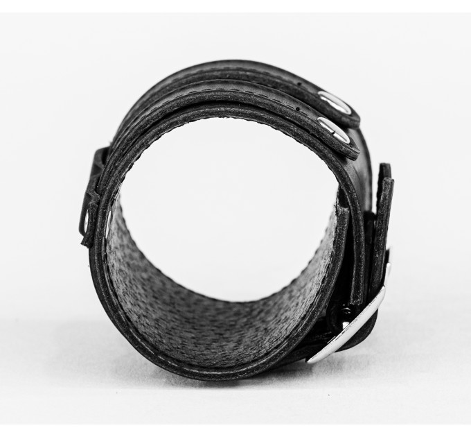 Leather cuff bracelet for men or women, code 6740st