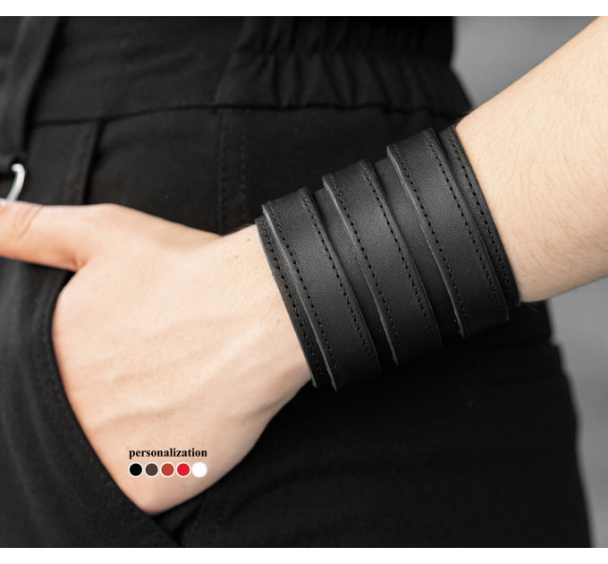 Leather cuff bracelet for men or women, code 6800st