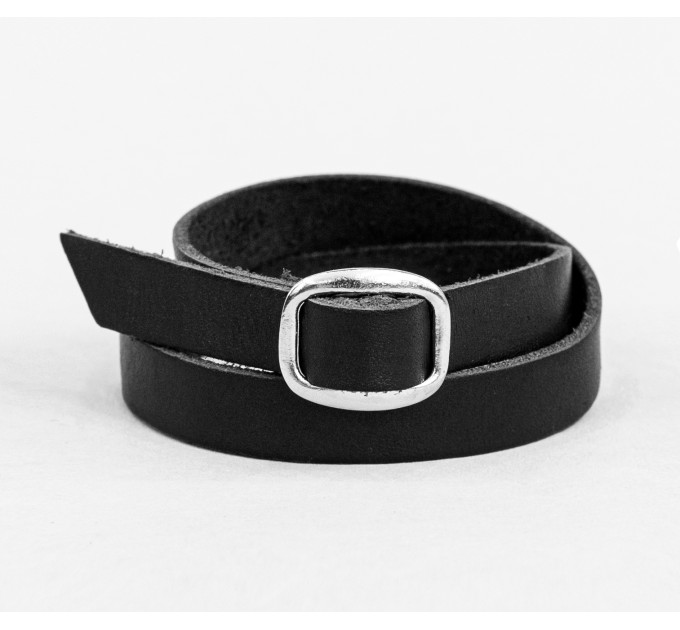 Leather bracelet for men or women, code 8160
