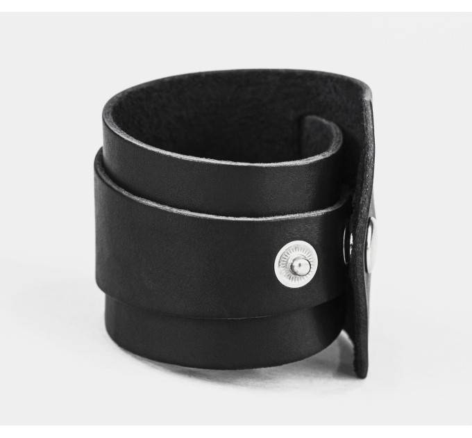 Leather cuff bracelet for men or women, code 8200