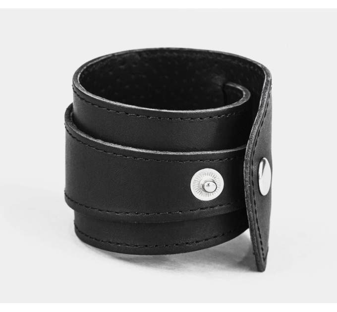 Leather cuff bracelet for men or women, code 8200st